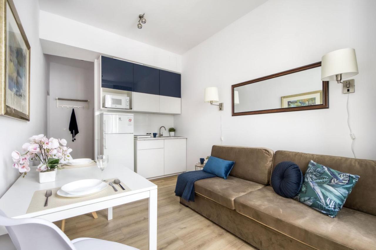 23 Unit Miniapartments Warszawa Lotnisko Okecie Fajne Ministudio Przy Bitwy Warszawskiej Экстерьер фото