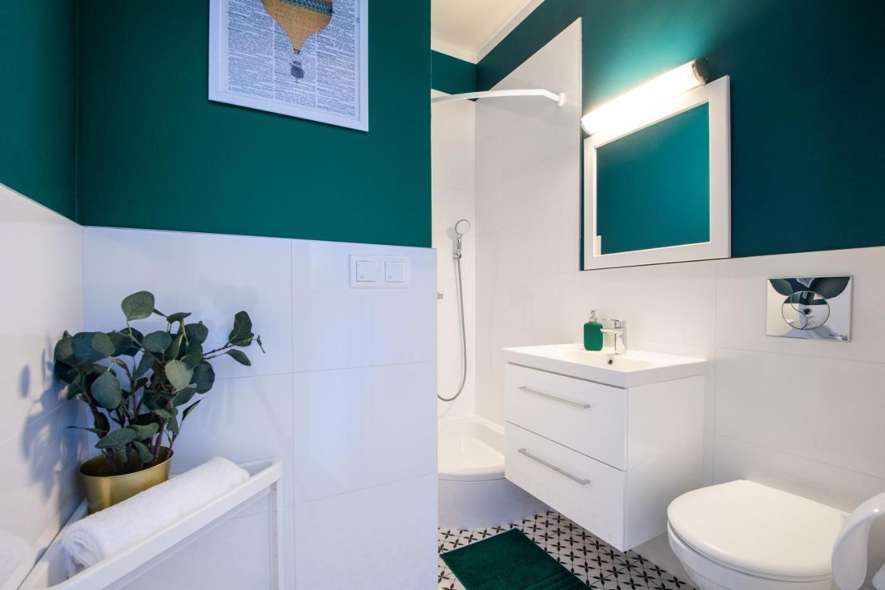 23 Unit Miniapartments Warszawa Lotnisko Okecie Fajne Ministudio Przy Bitwy Warszawskiej Экстерьер фото